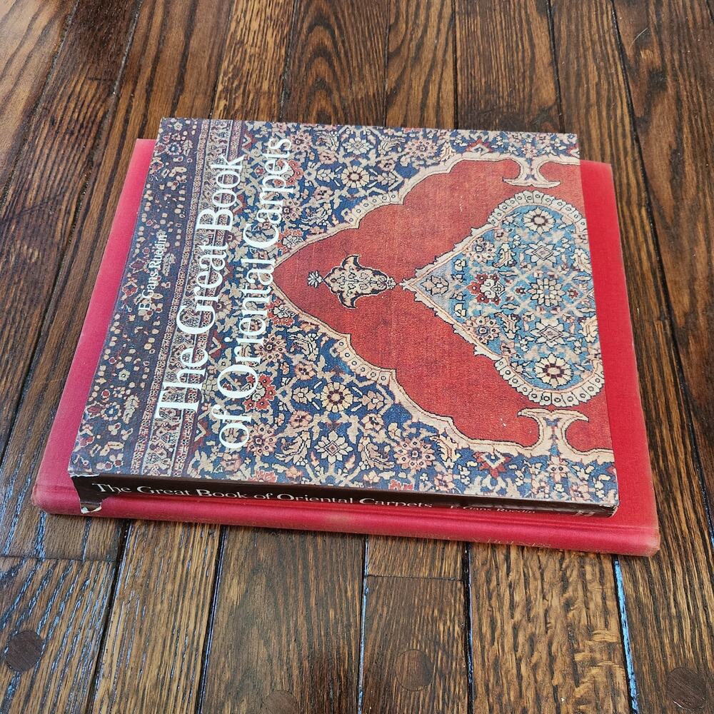 Red Book Decor Early American Houses & The Great Book Of Oriental Carpets